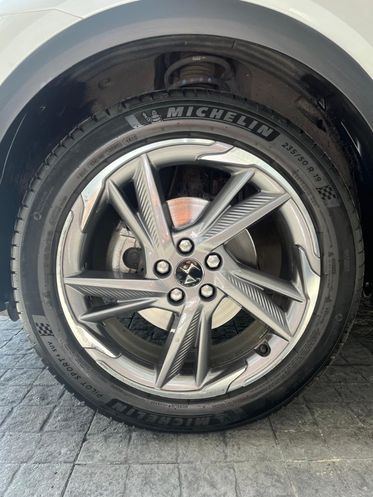 DS Automobiles 7 Crossback Rivoli — foto 8